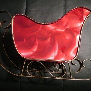 Tin sleigh